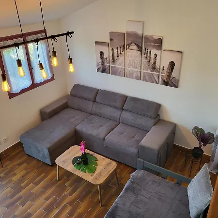 Ferienhaus Dans Avec Piscines 4-6 Personnes Briloc Porticcio (Corsica)