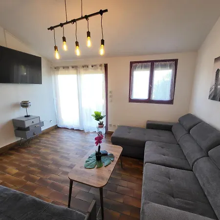 Dans Avec Piscines 4-6 Personnes Briloc