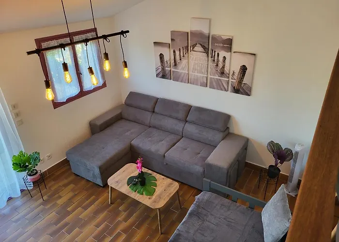 度假居 Dans Avec Piscines 4-6 Personnes Briloc 波尔蒂乔